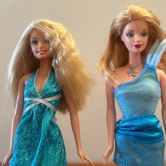 Blue Barbie Lot - Picture 3 of 5